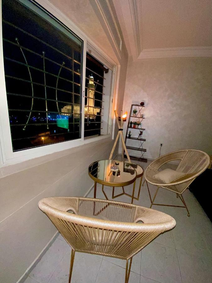 Bel Appartement Avec Une Belle Vue Sur La Grande Mosquee Hassan II Et La Mer Casablanca Exteriör bild