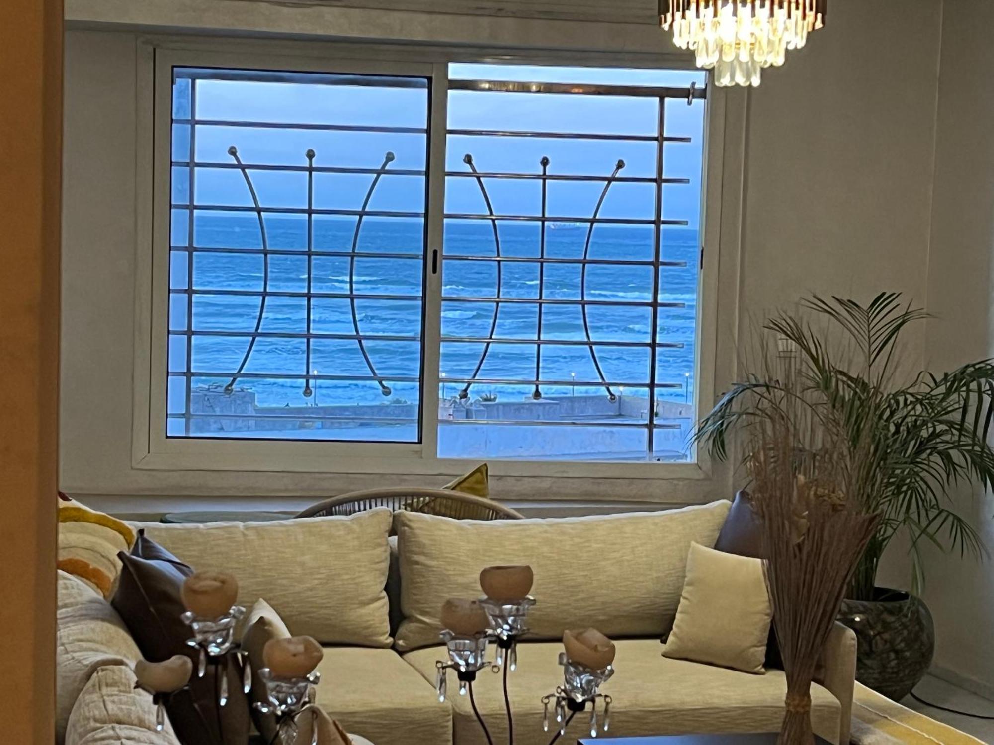 Bel Appartement Avec Une Belle Vue Sur La Grande Mosquee Hassan II Et La Mer Casablanca Exteriör bild